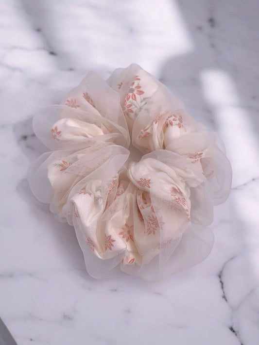 Scrunchie Lovely