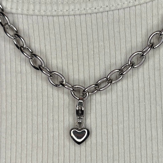 Charm Little Heart (Clip)