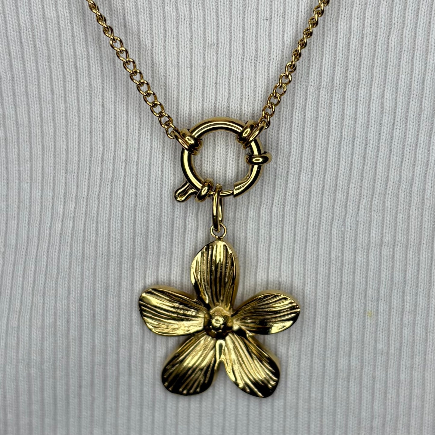 Charm Big Blossom