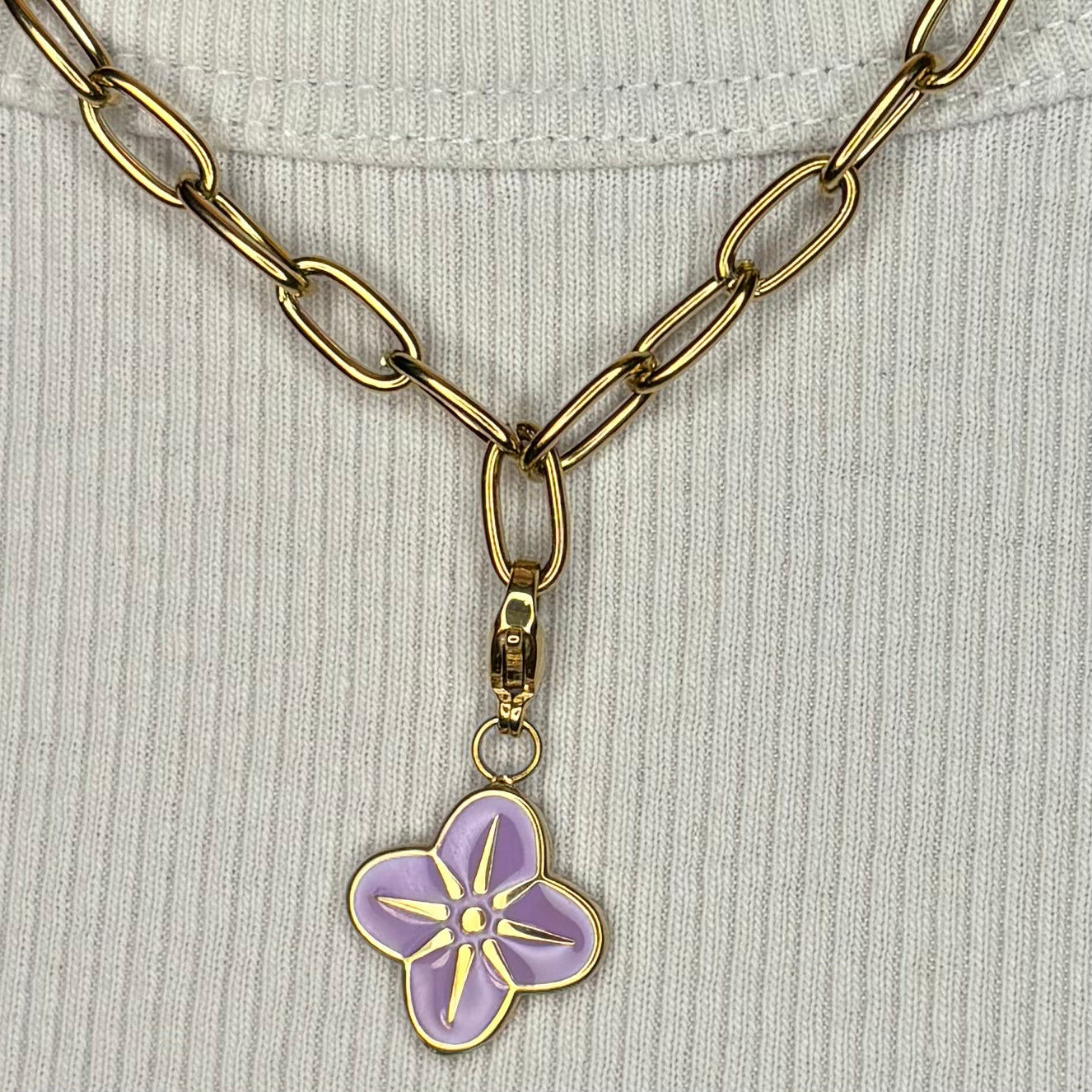 Charm Purple Flower (Clip)