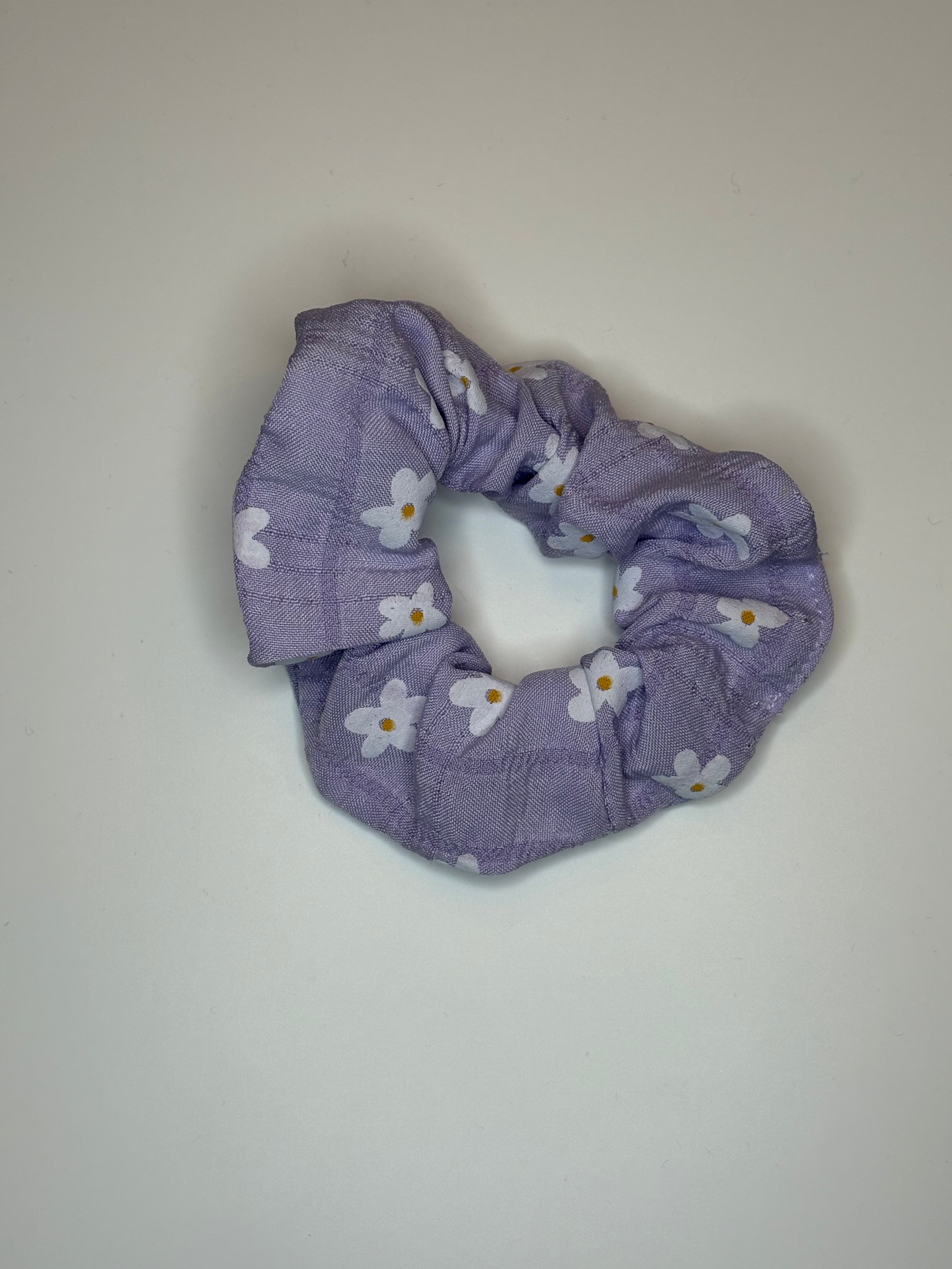 Scrunchie Daisy