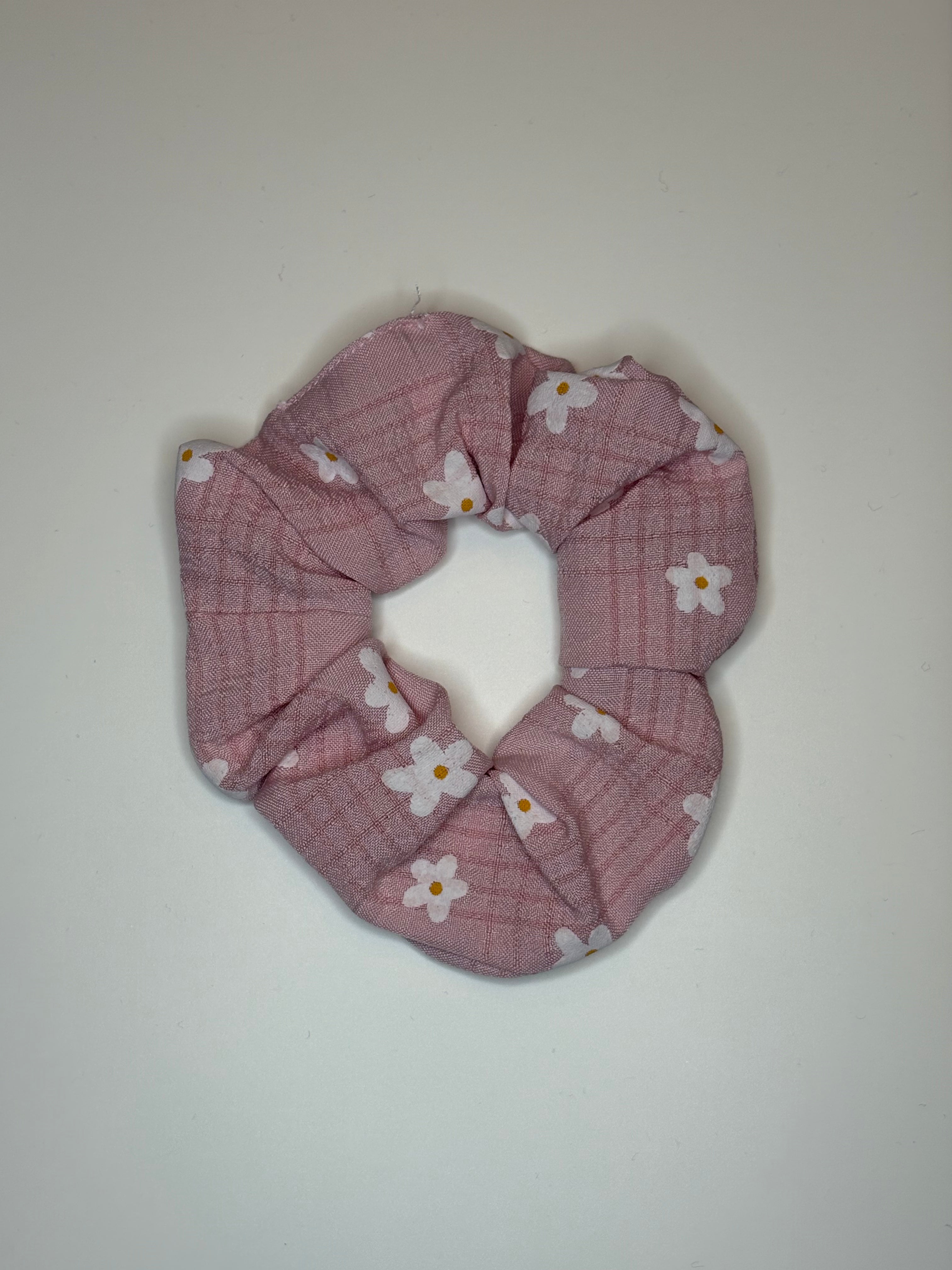 Scrunchie Daisy