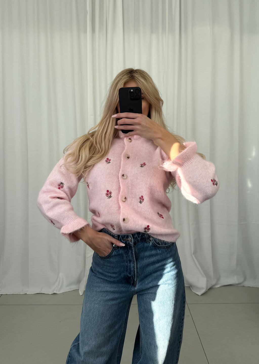 Cardigan Flora