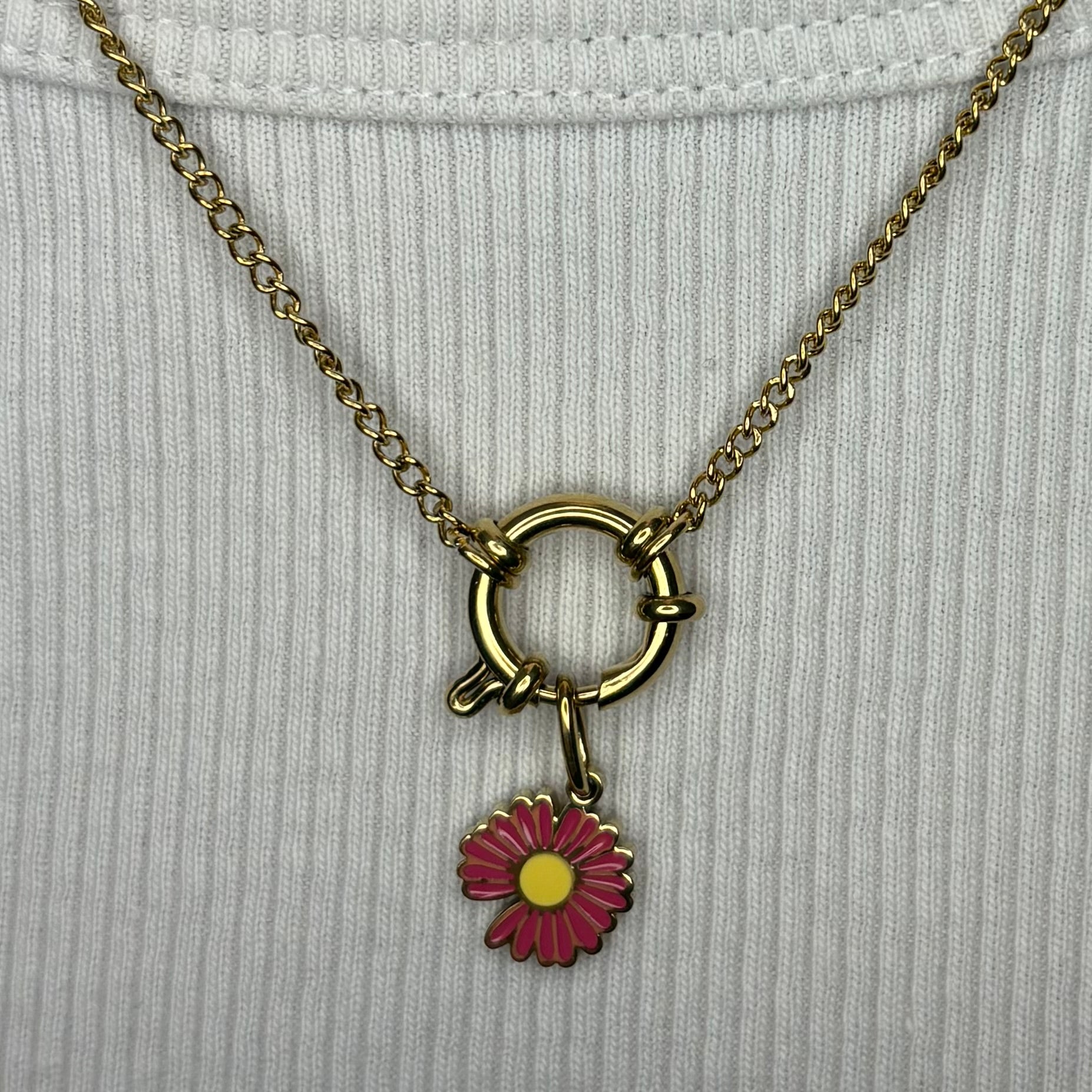 Charm Pink Daisy