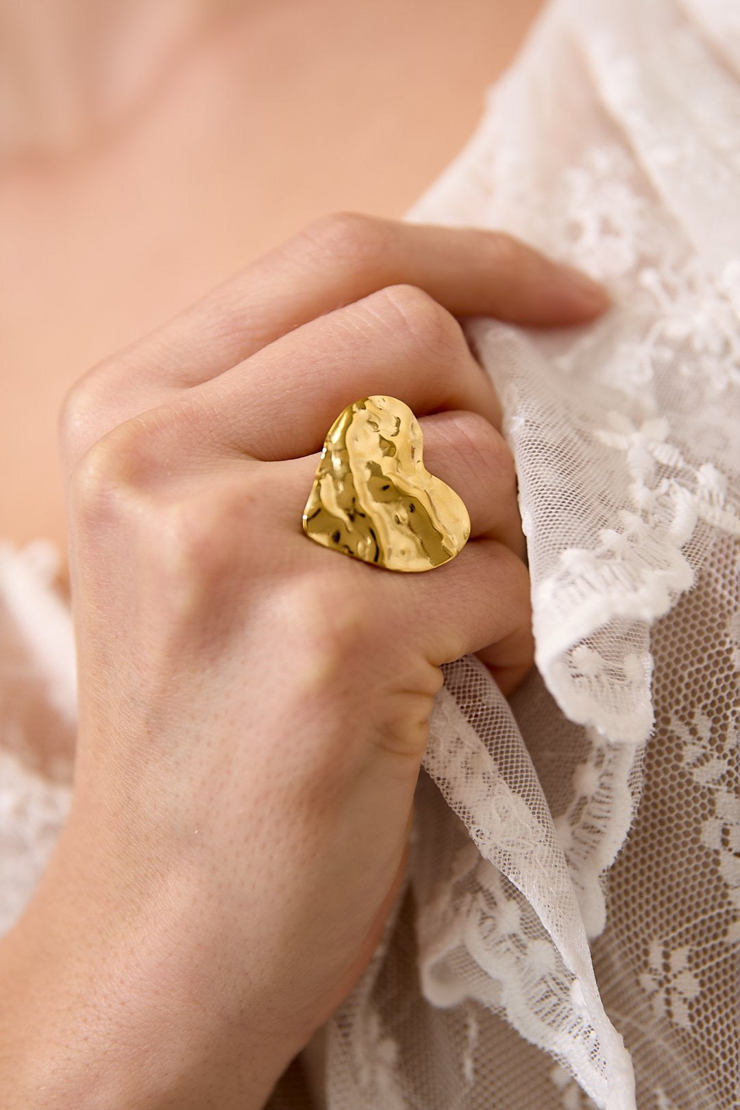 Ring Statement Heart