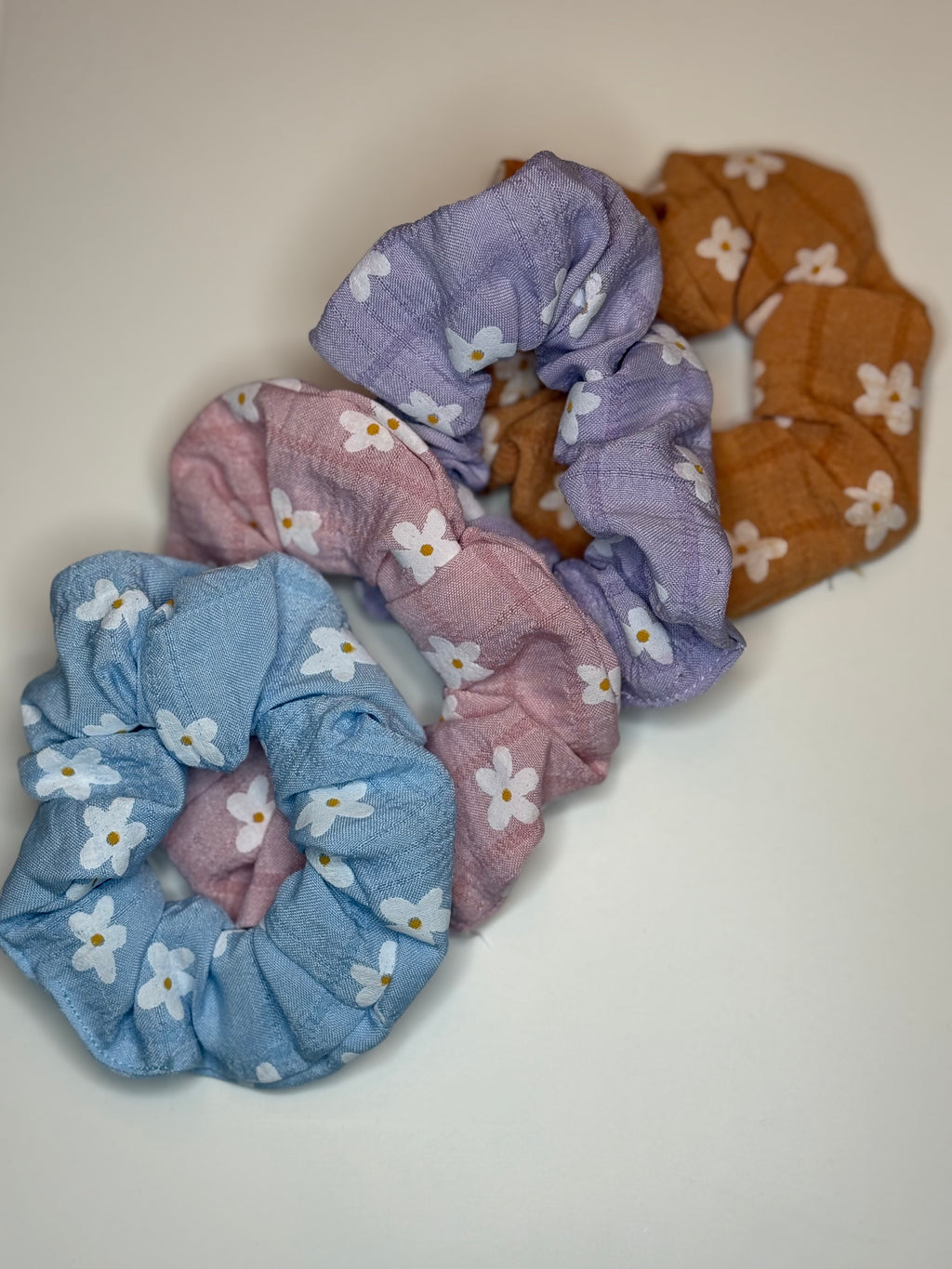 Scrunchie Daisy